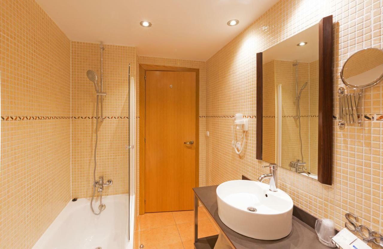 Pierre & Vacances Aparthotel La Tulipa ออร์ดิโน ภายนอก รูปภาพ